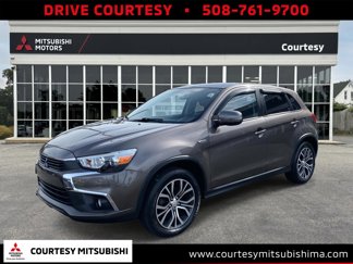 Used 2017 Mitsubishi Outlander Sport SE image 1