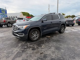 Used 2017 GMC Acadia SLT image 1