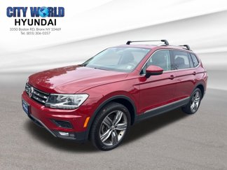 Used 2020 Volkswagen Tiguan SE R-Line image 1