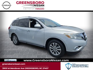 Used 2015 Nissan Pathfinder SV w/ Cargo Package image 1