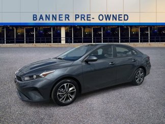 Used 2023 Kia Forte LXS image 1