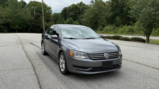 Used 2012 Volkswagen Passat 2.5 SE image 1