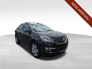 Used 2017 Chevrolet Traverse LT w/ Style and Technology Package image 1