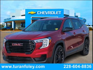 Used 2023 GMC Terrain SLE w/ Driver Convenience Package image 1