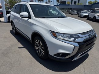 Used 2020 Mitsubishi Outlander SEL image 1
