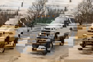Used 2000 Ford Excursion Limited image 1