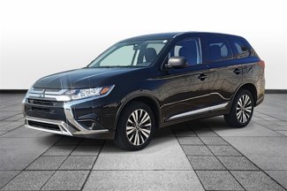 Used 2020 Mitsubishi Outlander ES image 1