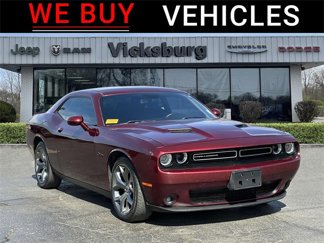 Used 2017 Dodge Challenger SXT Plus image 1