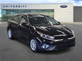 Used 2024 Kia Forte LX image 1