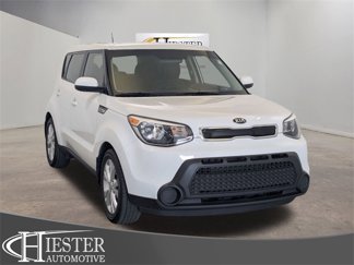 Used 2015 Kia Soul + image 1