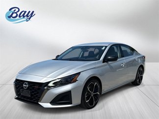 Used 2024 Nissan Altima 2.5 SR image 1