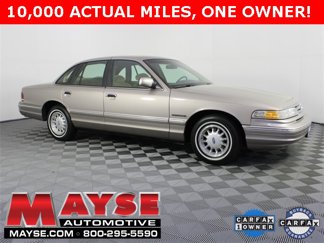 Used 1995 Ford Crown Victoria LX image 1