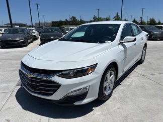 Used 2023 Chevrolet Malibu LT image 1