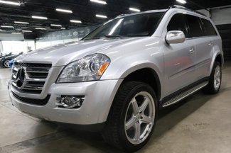 Used 2009 Mercedes-Benz GL 550 4MATIC image 1