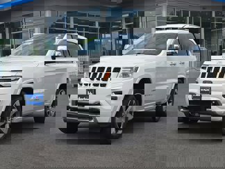 Used 2015 Jeep Grand Cherokee Overland image 1