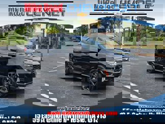 Used 2022 Chevrolet Equinox RS w/ Infotainment Package image 1