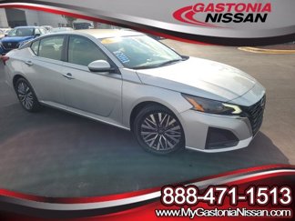 Used 2023 Nissan Altima 2.5 SV image 1