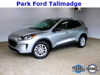 Used 2022 Ford Escape SE image 1