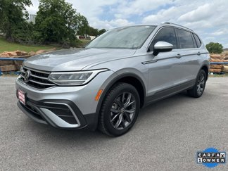 Used 2022 Volkswagen Tiguan SE image 1