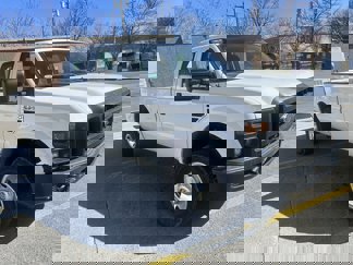 Used 2010 Ford F350 XL image 1