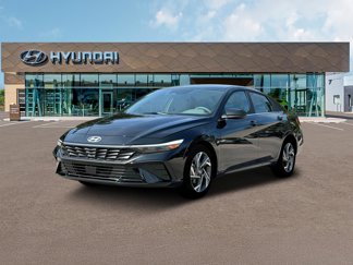 New 2025 Hyundai Elantra SEL image 1