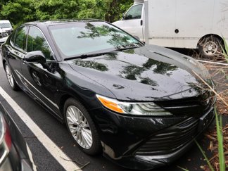 Used 2018 Toyota Camry XLE image 1