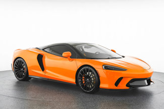 Used 2020 McLaren GT image 1