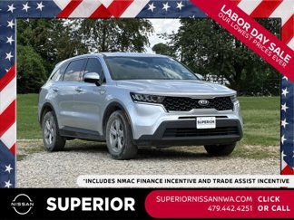 Used 2021 Kia Sorento LX image 1