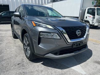 Used 2023 Nissan Rogue SV image 1