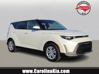 New 2025 Kia Soul LX image 1