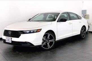 Used 2023 Honda Accord Sport image 1