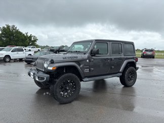 Used 2018 Jeep Wrangler Unlimited Sahara image 1