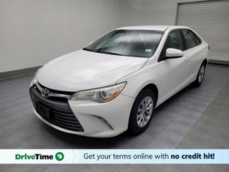 Used 2016 Toyota Camry LE image 1