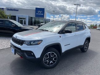 Used 2024 Jeep Compass Trailhawk image 1