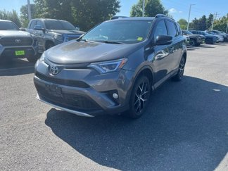 Used 2016 Toyota RAV4 SE image 1