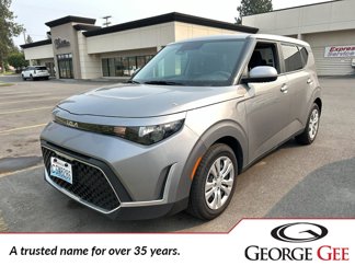 Used 2023 Kia Soul LX image 1