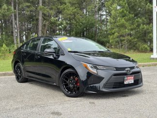 Used 2023 Toyota Corolla LE image 1