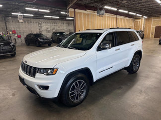 Used 2019 Jeep Grand Cherokee Limited w/ Trailer Tow Group IV image 1