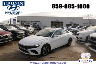 New 2025 Hyundai Elantra SEL image 1