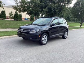 Used 2016 Volkswagen Tiguan S image 1
