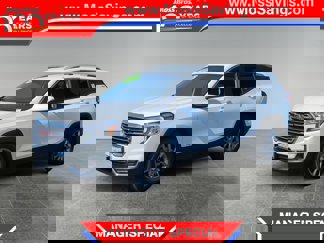 Used 2024 GMC Terrain SLT image 1
