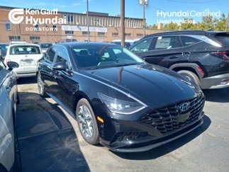 Used 2022 Hyundai Sonata SEL w/ Cargo Package image 1