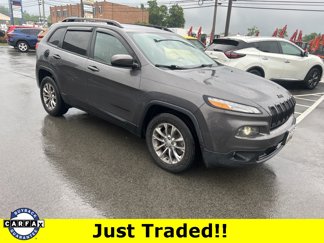 Used 2018 Jeep Cherokee Latitude w/ Altitude Package image 1