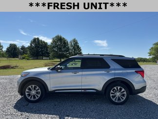 Used 2022 Ford Explorer XLT w/ Equipment Group 202A image 1