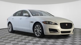 Used 2018 Jaguar XF Premium image 1
