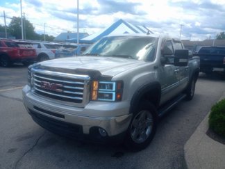 Used 2011 GMC Sierra 1500 SLE w/ All-Terrain Package image 1