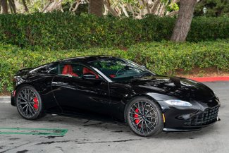 Used 2023 Aston Martin V8 Vantage Coupe image 1