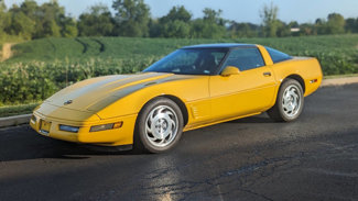Used 1996 Chevrolet Corvette Coupe image 1