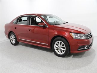 Used 2016 Volkswagen Passat 1.8T S image 1