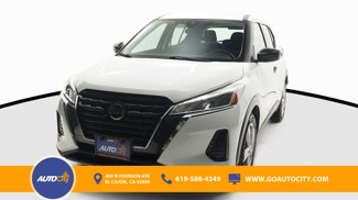 Used 2021 Nissan Kicks S image 1